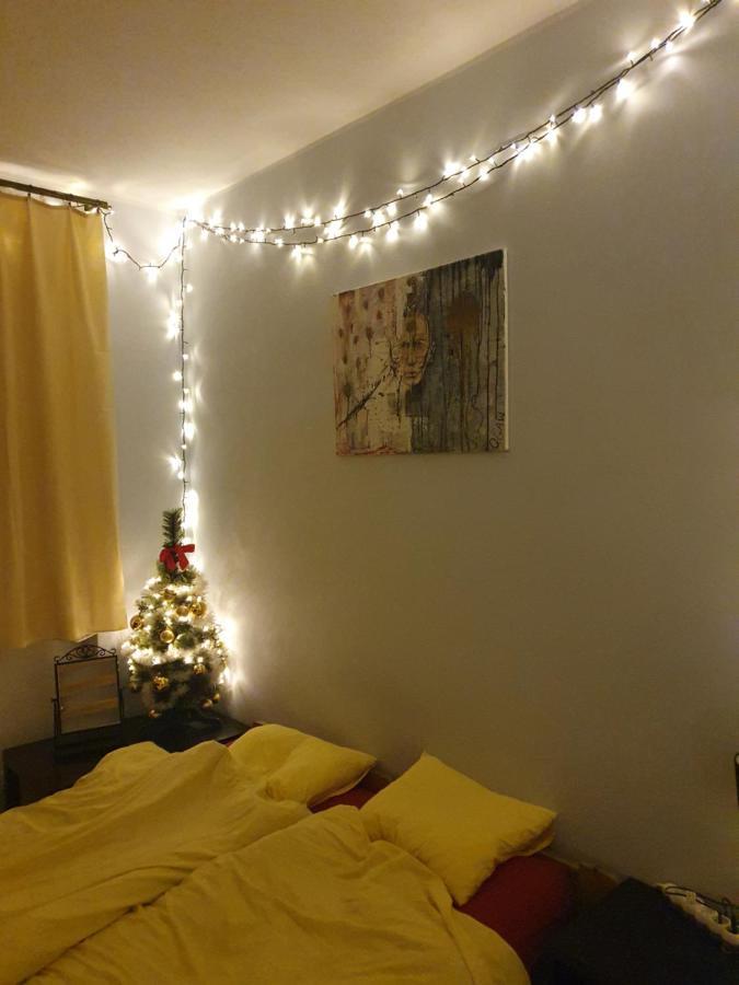 Basic, Quiet Apartment Close To Main Square Krakow Bagian luar foto